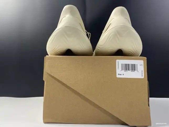 Sand FY4567 Yeezy Foam RNNR Adidas 0501